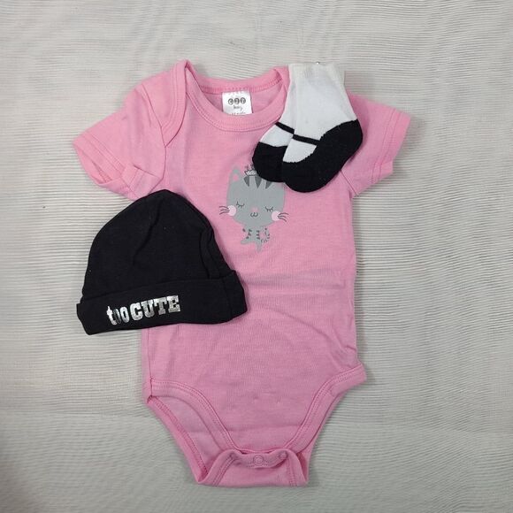 CJP Pink 3 Peice Size 6-9 Months Onesie - Picture 3 of 7